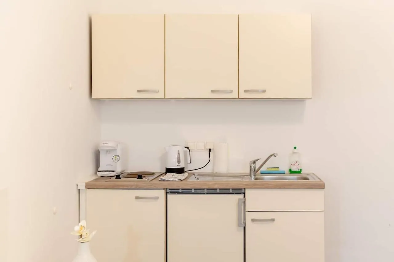 Air Condition I All Sights In Walking Distance I 201 Mbit Wifi Vienna Austria