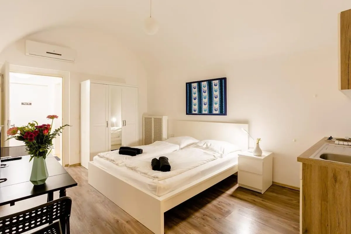Apartment Air Condition I All Sights In Walking Distance I 201 Mbit Wifi Vienna